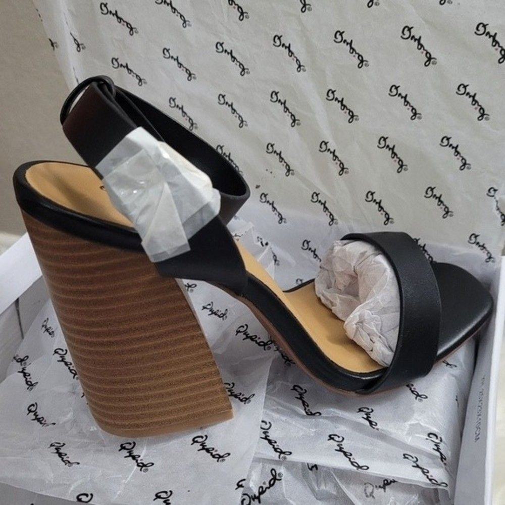 Qupid Black Chunky Block Heel Sandals NIB Ankle Strap Chandler Size 8 Summer